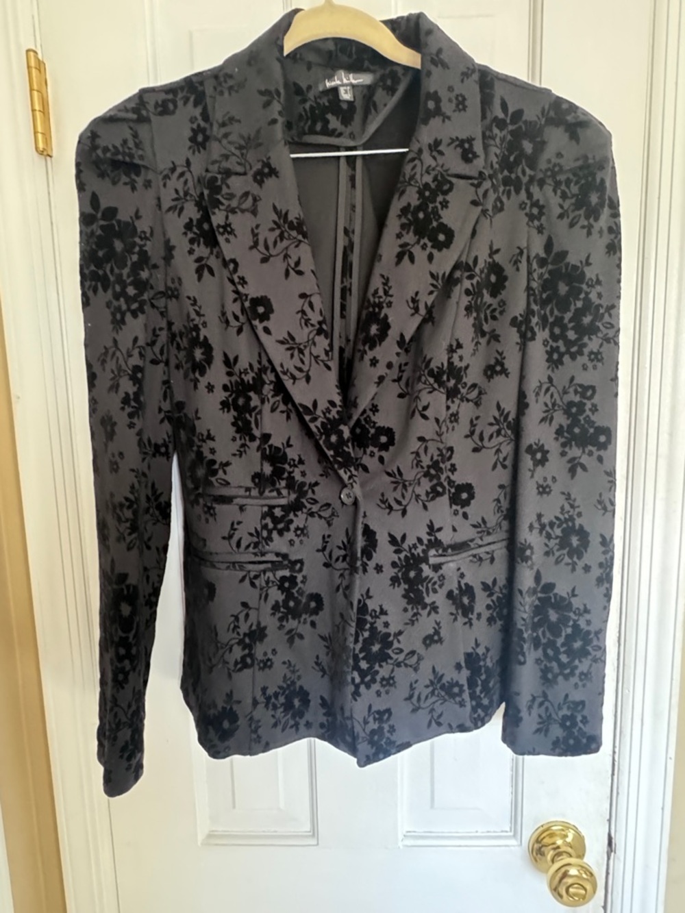 Nicole Miller Black Floral Velvet Burnout Blazer
